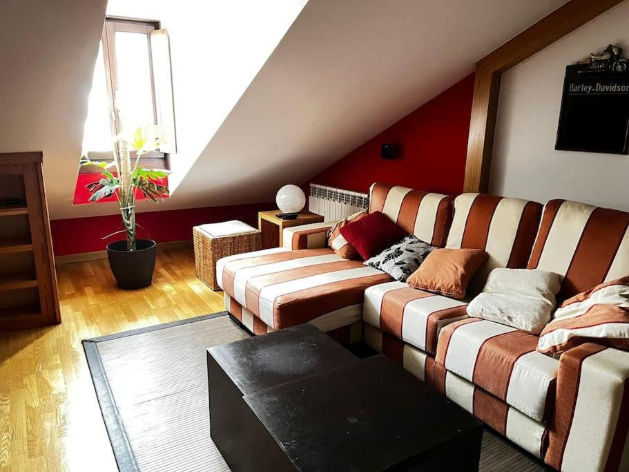 Apartamento Castillo Ponferrada. Exterior foto